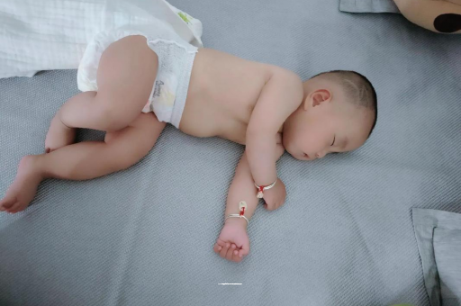 朔州三个月宝宝抬头不稳